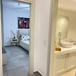 Dream 1 ολόκληρος χώρος με πισίνα Villa