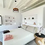 Dream 1 ολόκληρος χώρος με πισίνα