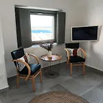 Dream 1 ολόκληρος χώρος με πισίνα Páros