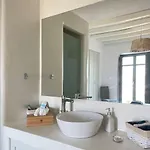 Dream 1 ολόκληρος χώρος με πισίνα Páros