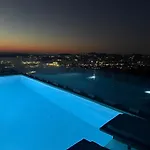 Dream 1 ολόκληρος χώρος με πισίνα