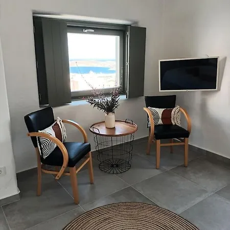 Dream 1 ολόκληρος χώρος με πισίνα Parikia (Paros)