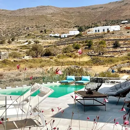 Dream 1 ολόκληρος χώρος με πισίνα Villa Párosz